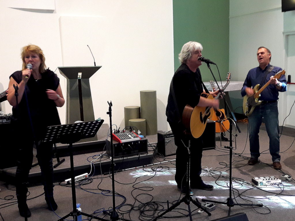Miniconcert Daily Folk in Zendingskerk Ermelo (4)